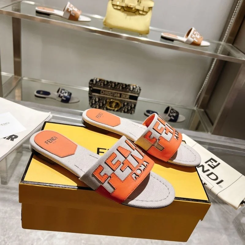 Durable Fendi Slippers 23384