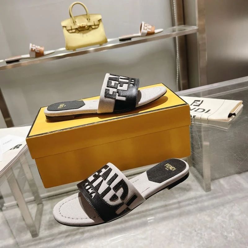 Thermal Fendi Slippers 23383