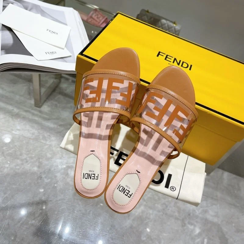 Fendi Slippers Elegant 23374