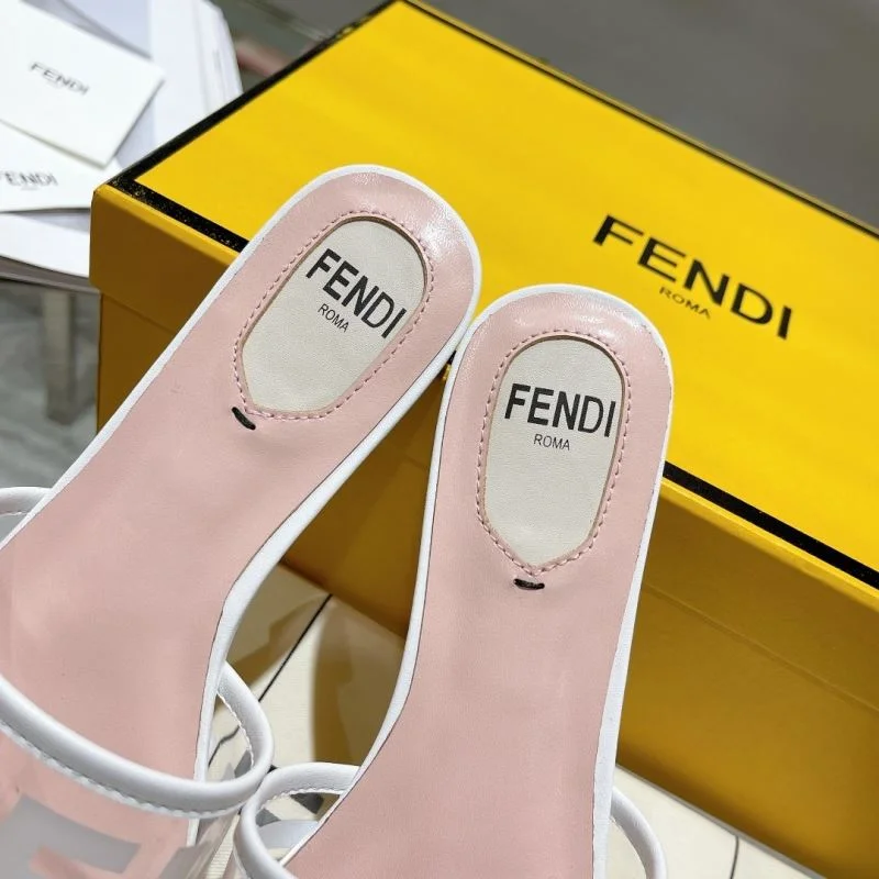 Fendi Slippers Youthful 23369
