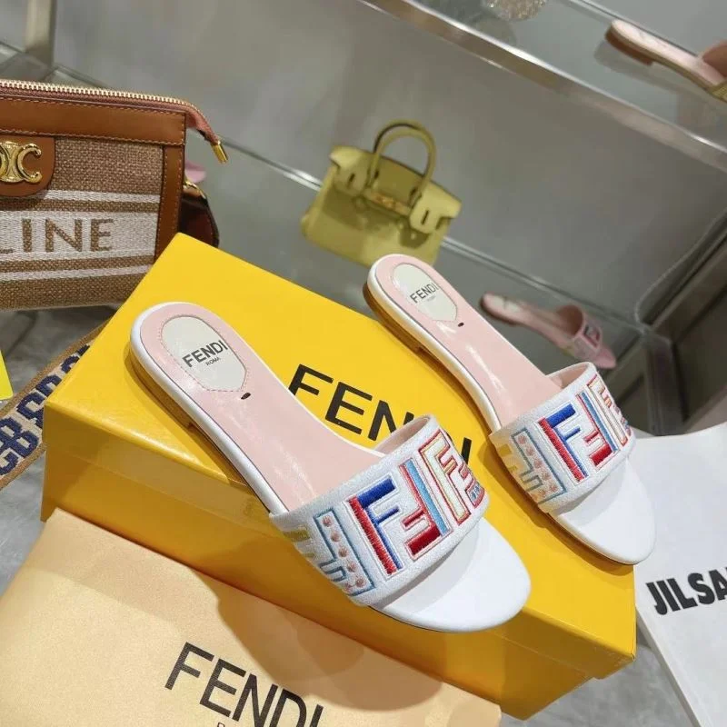 Fendi Slippers UrbanStyle 23371