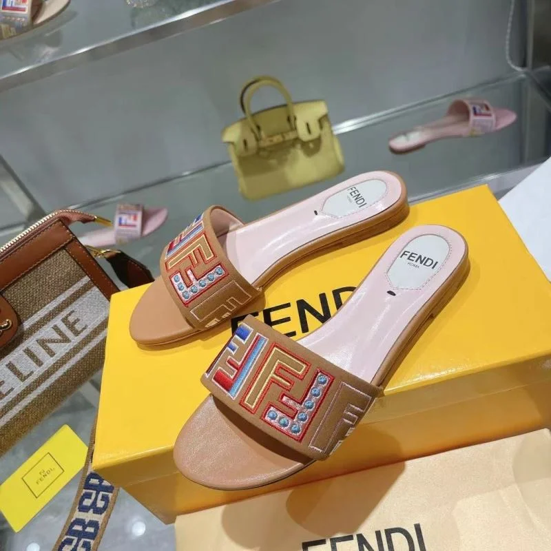 Fendi Slippers Casual 23373
