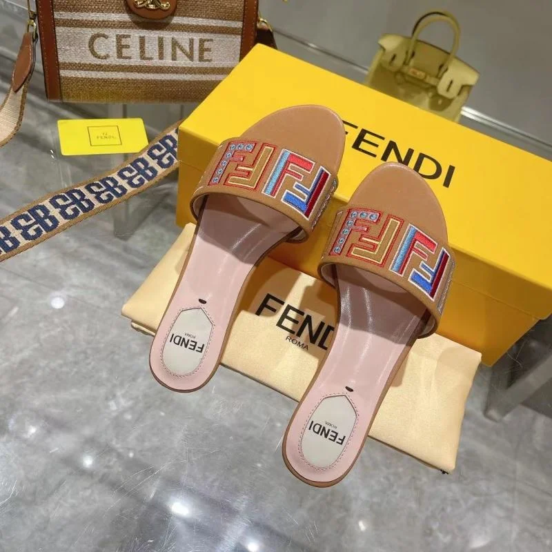 Fendi Slippers Casual 23373