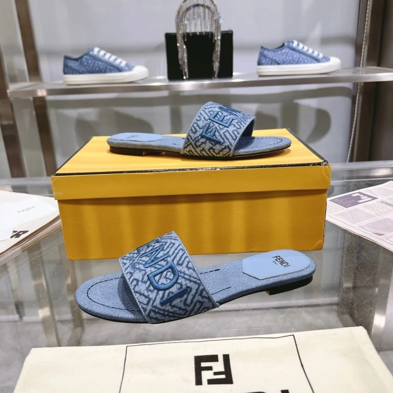 Fashionable Fendi Slippers 23393