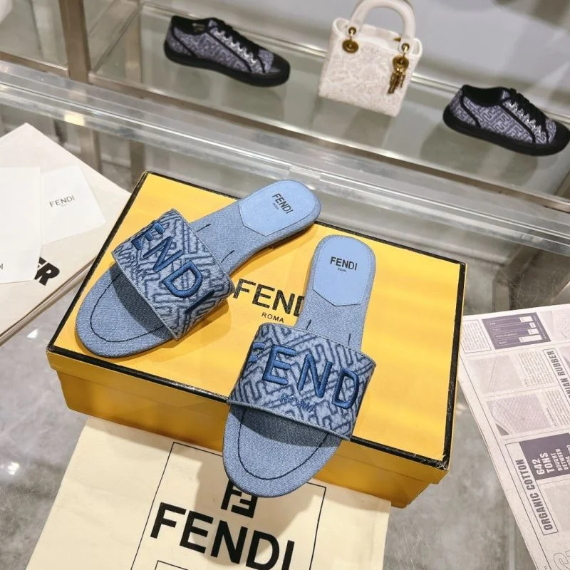 Fashionable Fendi Slippers 23393