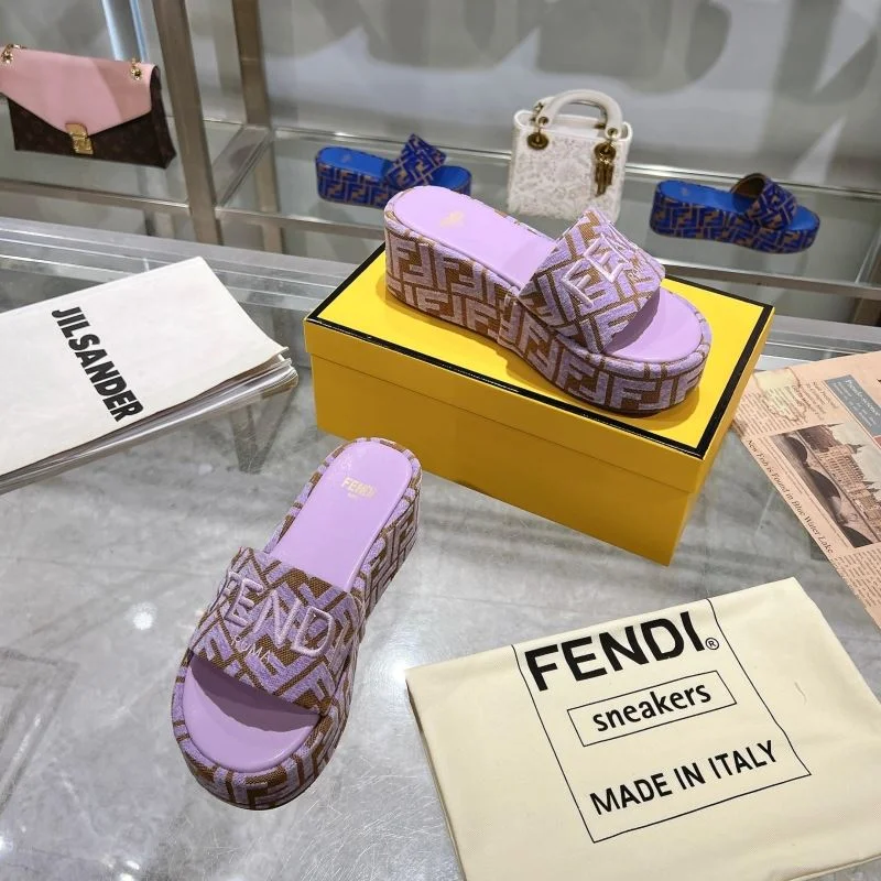 Fendi Slippers SmoothTexture 23368
