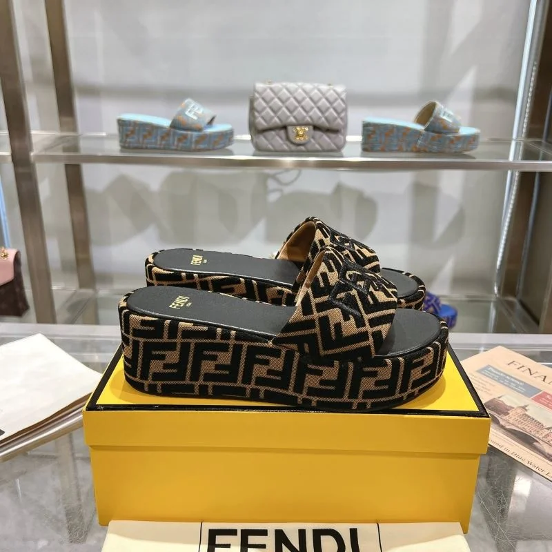 Fendi Slippers UrbanStyle 23362