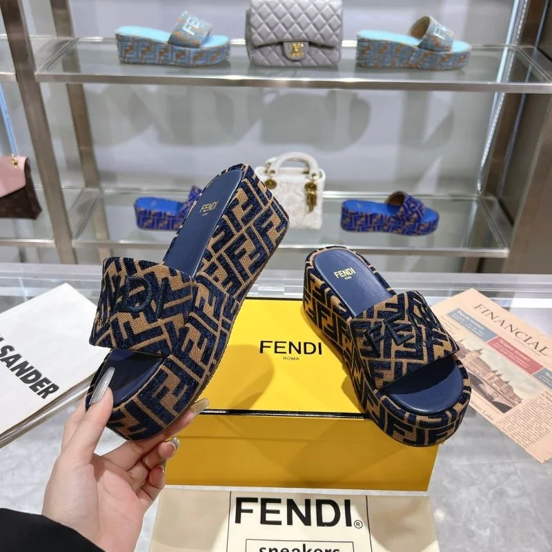 Fendi Slippers Effortless 23363