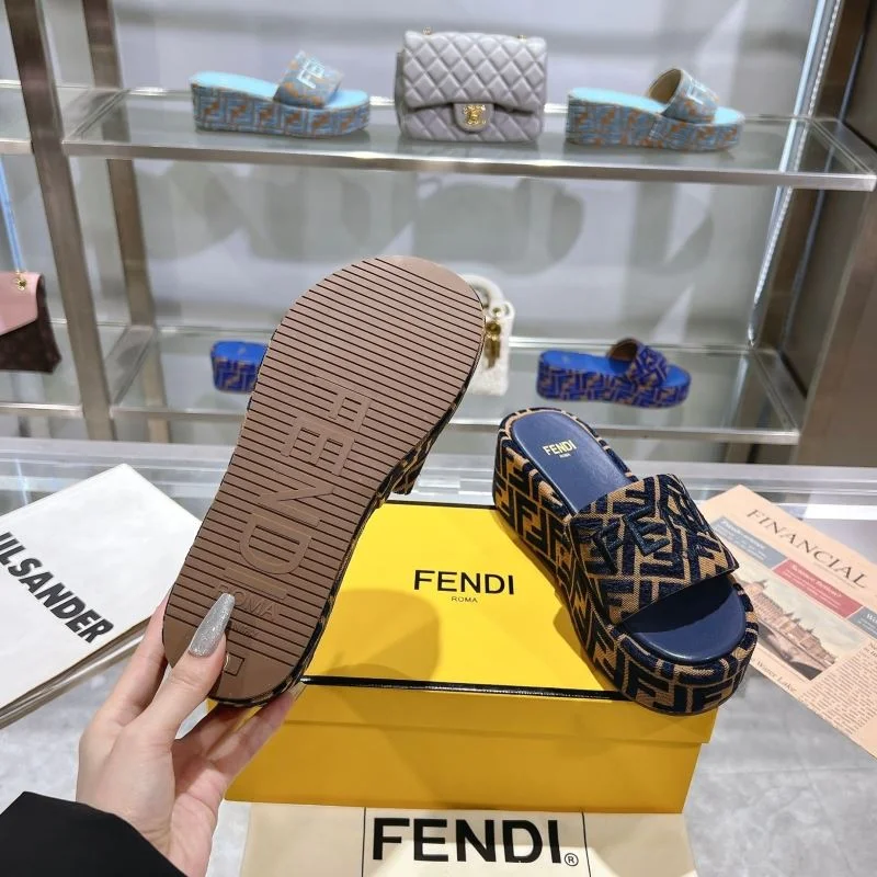 Fendi Slippers Effortless 23363