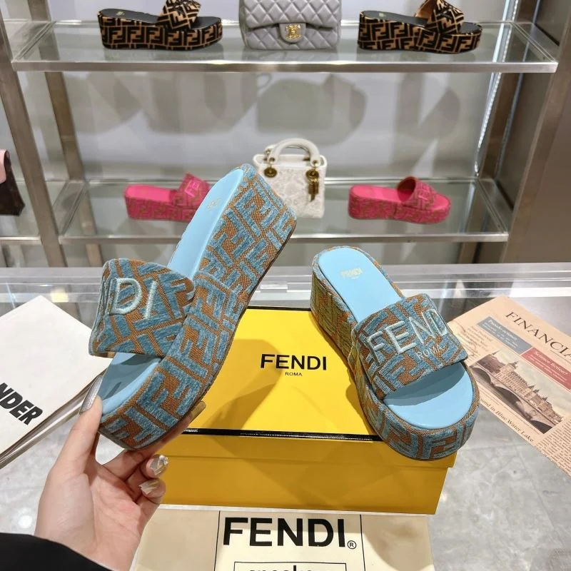 Timeless Fendi Slippers 23365