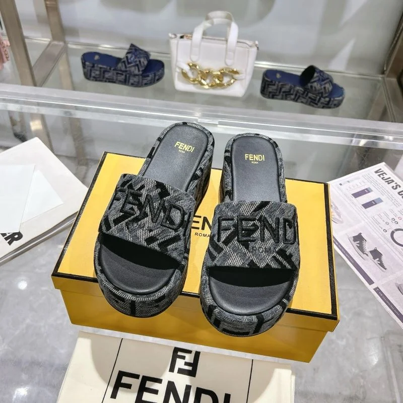 Fendi Slippers Thermal 23356