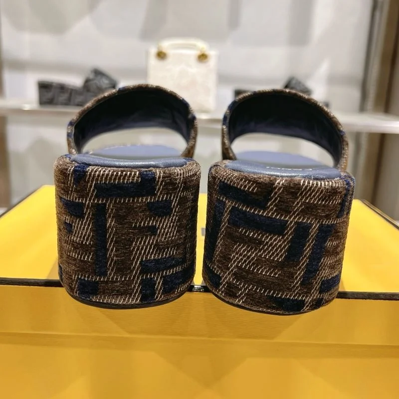 Fendi Slippers Soft 23357