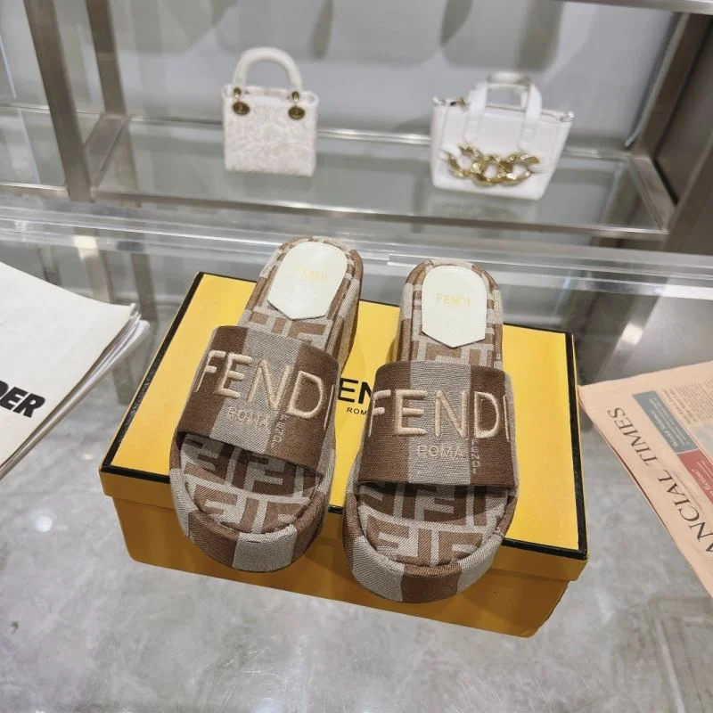 Thermal Fendi Slippers 23364