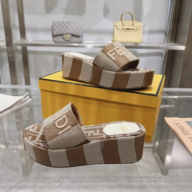 Thermal Fendi Slippers 23364