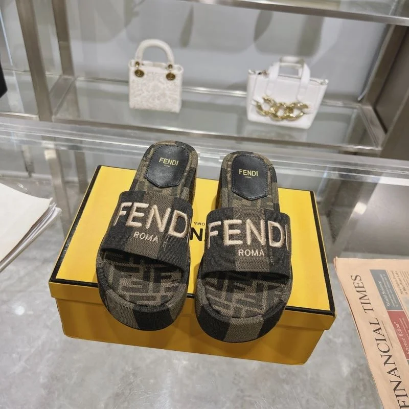 Snug Fendi Slippers 23358
