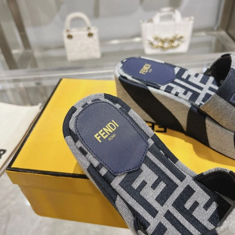 SunProtective Fendi Slippers 23360