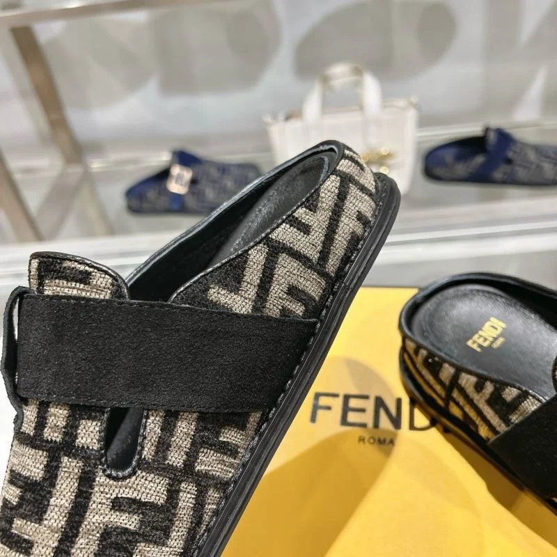 Fendi Slippers Colorful 23345