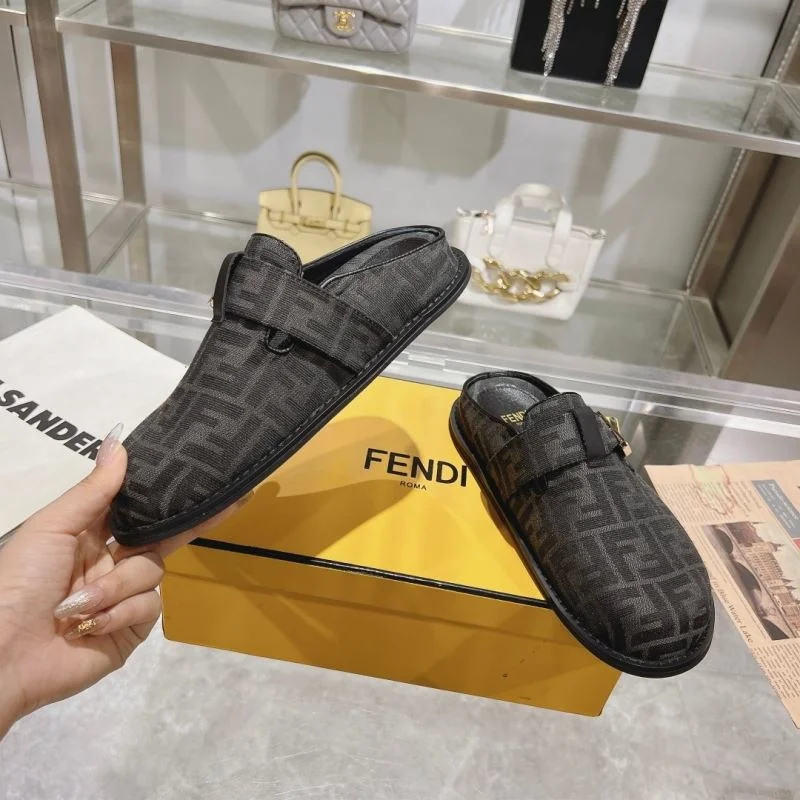 SmoothTexture Fendi Slippers 23343