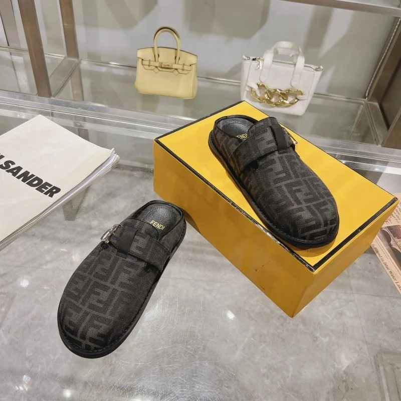 SmoothTexture Fendi Slippers 23343