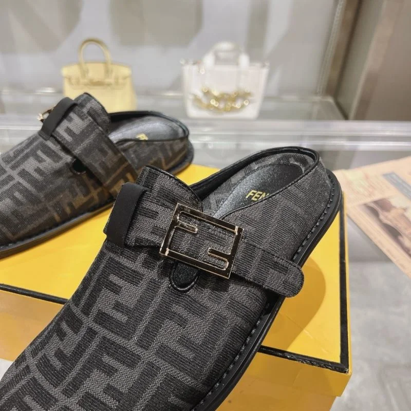 SmoothTexture Fendi Slippers 23343