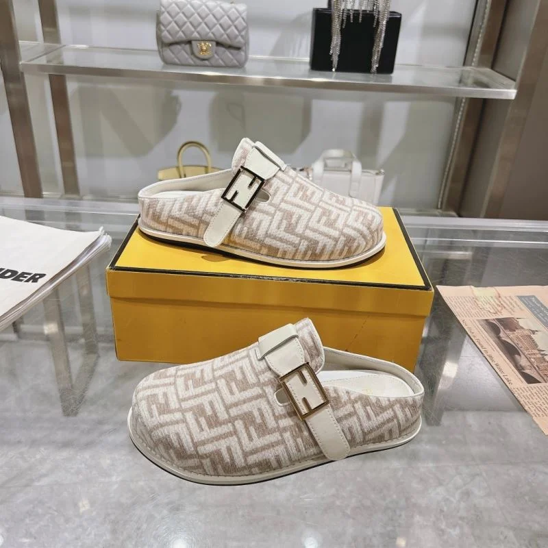 MoistureWicking Fendi Slippers 23341