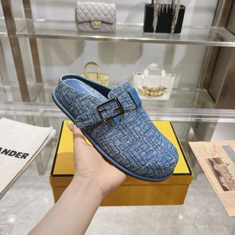 Casual Fendi Slippers 23350