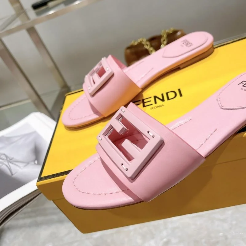 Fendi Slippers ModernLook 23339