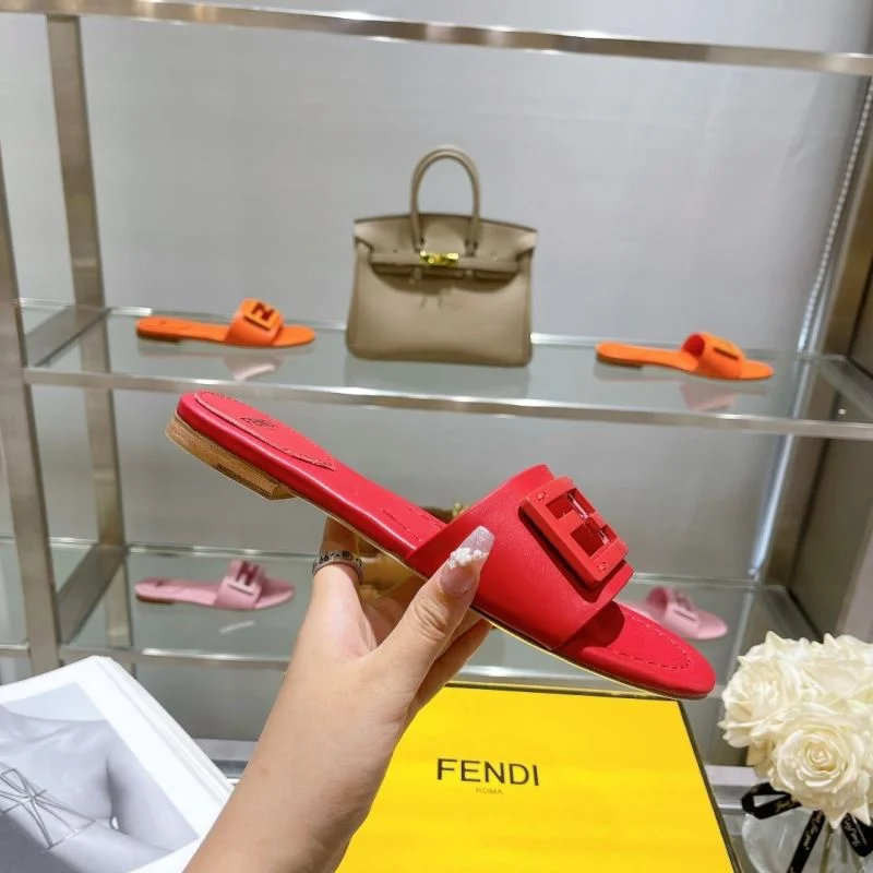 Fendi Slippers WellDesigned 23333