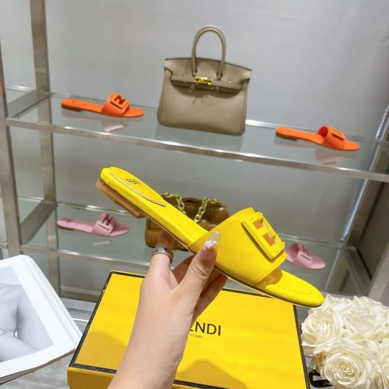 Practical Fendi Slippers 23336