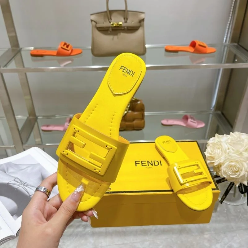 Practical Fendi Slippers 23336