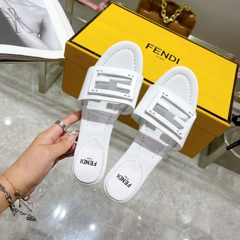 QuickDry Fendi Slippers 23331