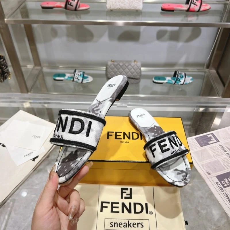 Breathable Fendi Slippers 23332