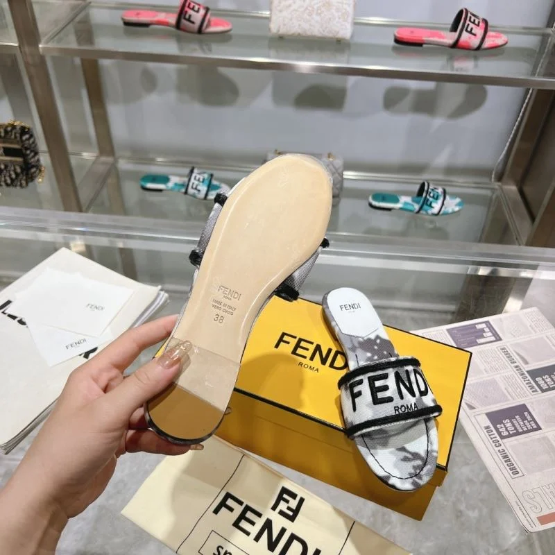 Breathable Fendi Slippers 23332