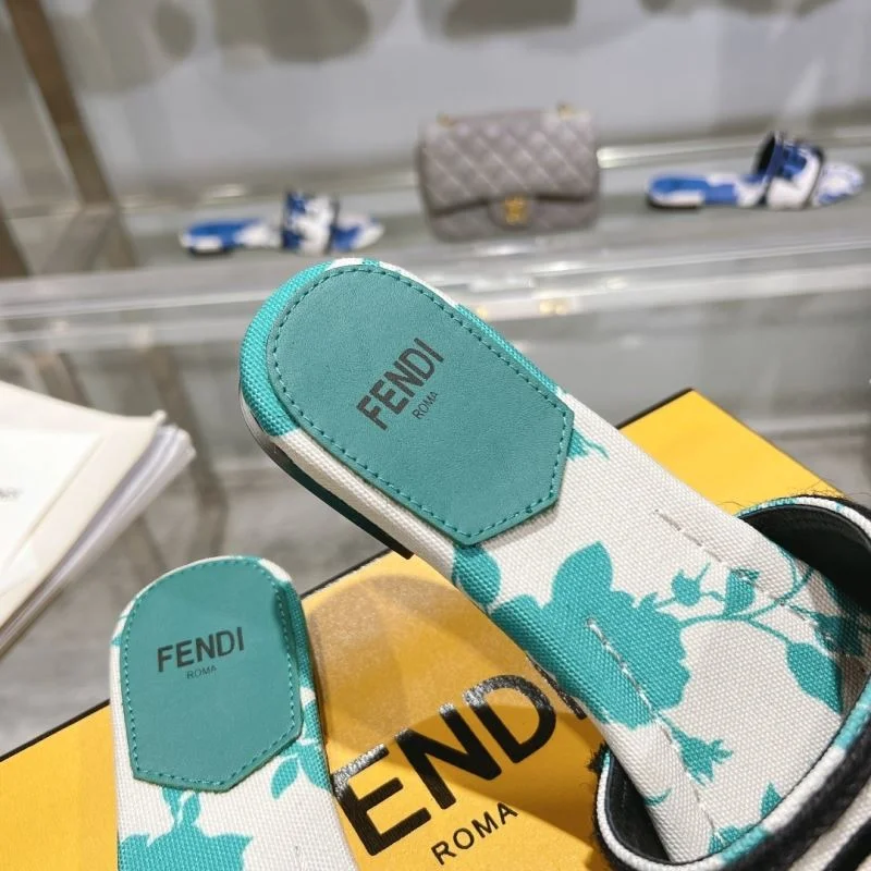 Fashionable Fendi Slippers 23327