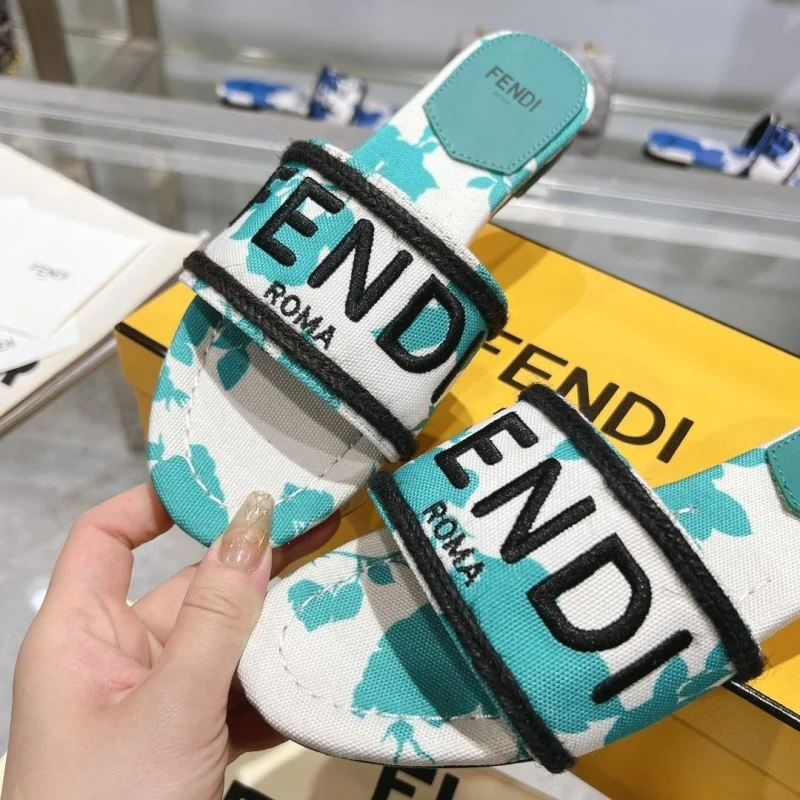 Fashionable Fendi Slippers 23327