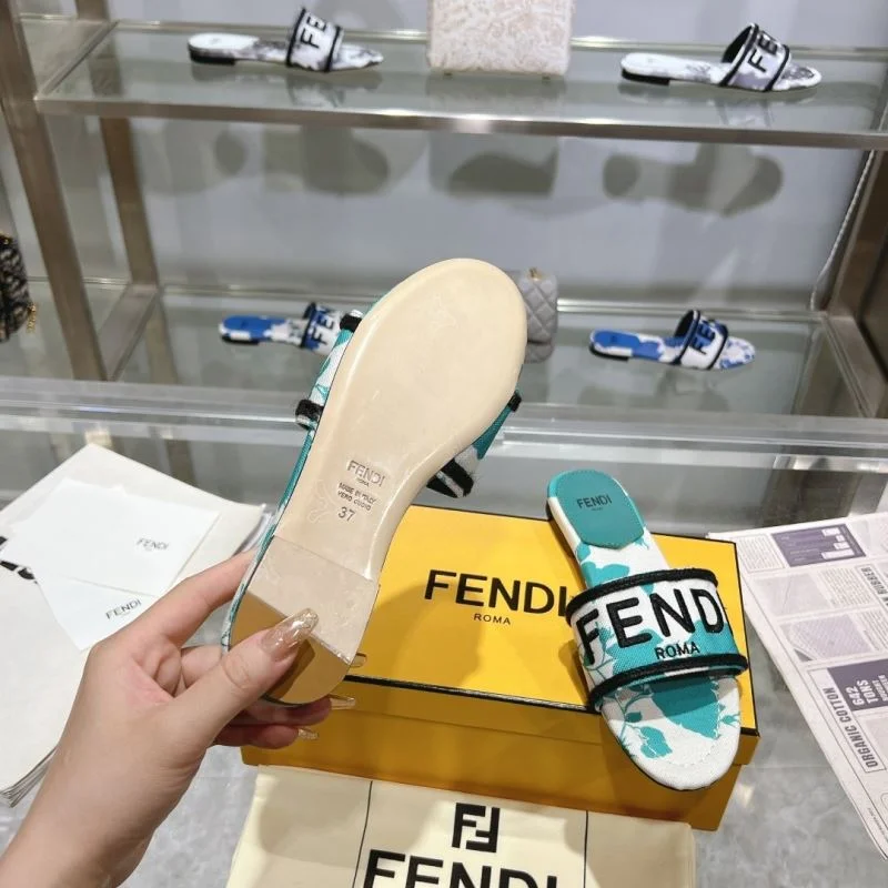 Fashionable Fendi Slippers 23327