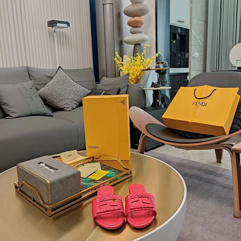 Fendi Slippers TechFriendly 23330