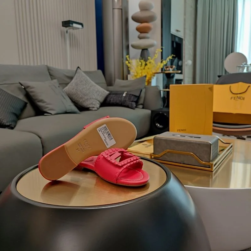 Fendi Slippers TechFriendly 23330