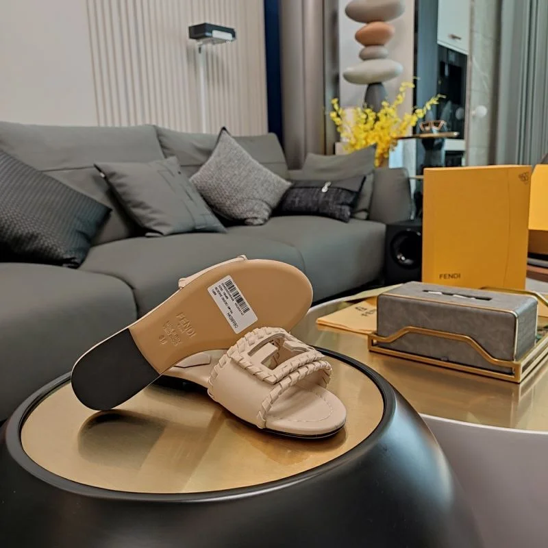 Fendi Slippers OdorResistant 23321