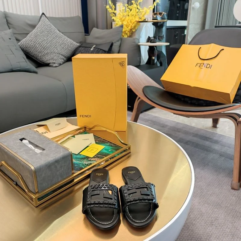 QuickDry Fendi Slippers 23323
