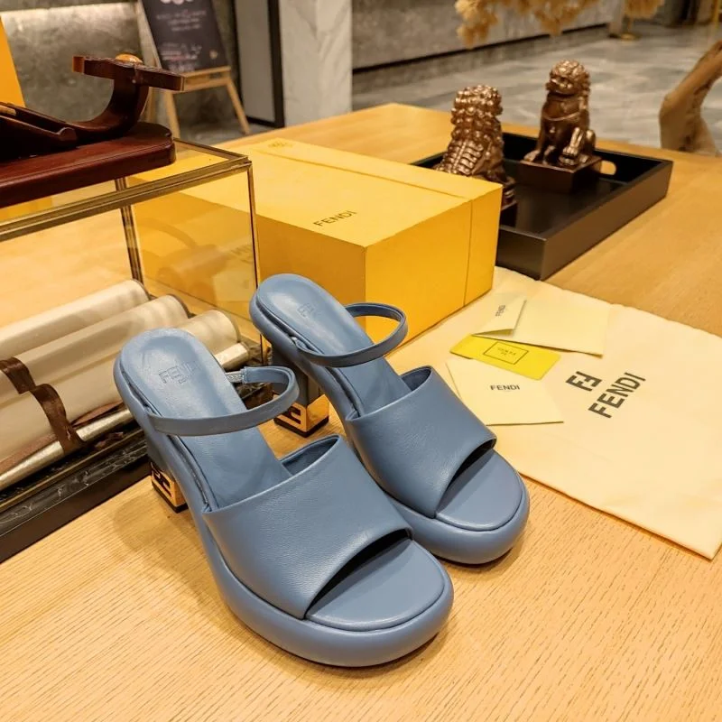 Fendi Slippers Youthful 23319