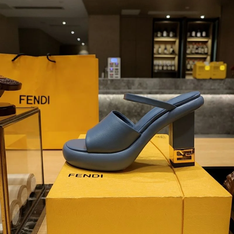Fendi Slippers Youthful 23319
