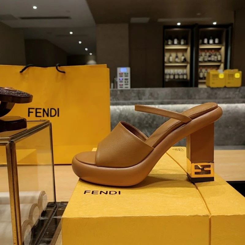 Fendi Slippers ZeroBulk 23325