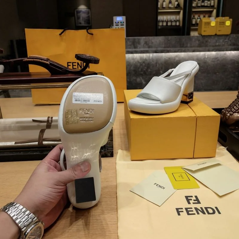 Fendi Slippers FastDry 23324