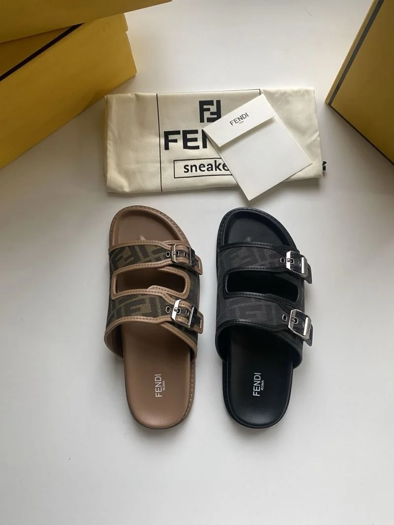 Fendi Slippers Seasonal 23570