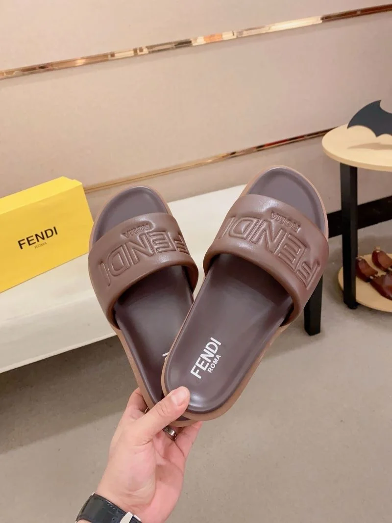 Bright Fendi Slippers 23579