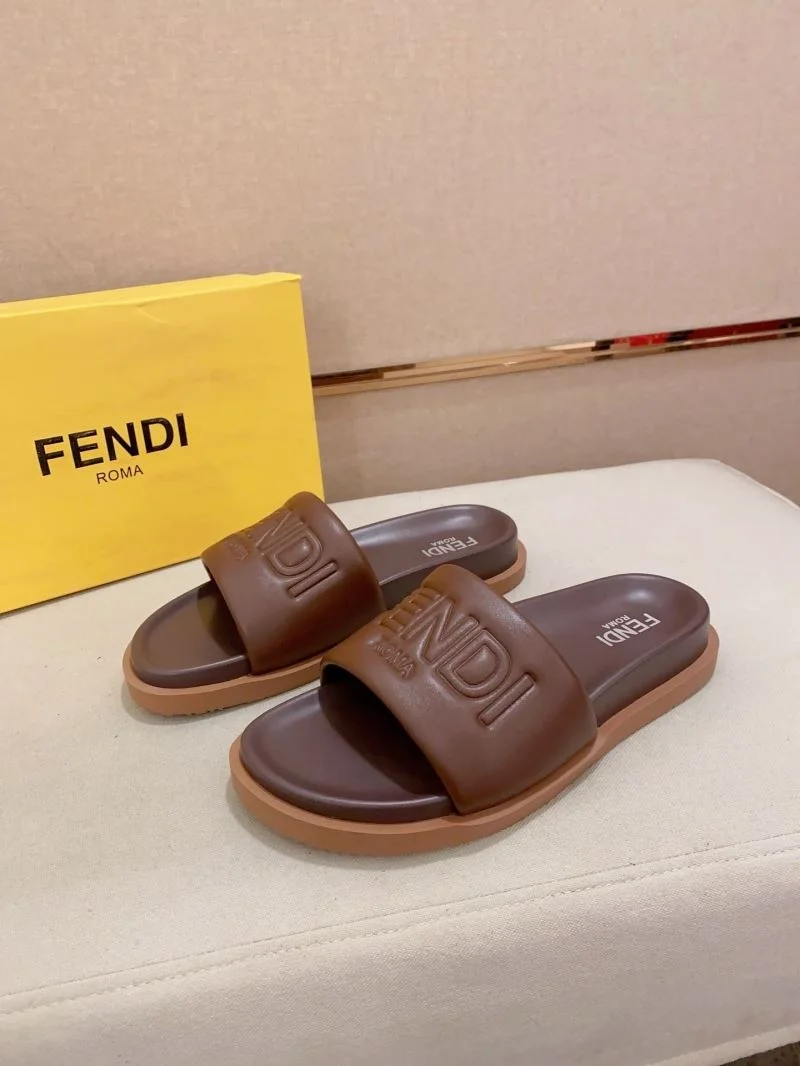 Bright Fendi Slippers 23579