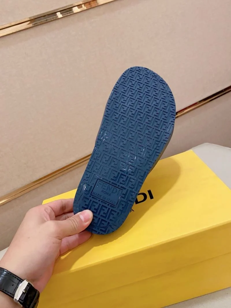 Sleek Fendi Slippers 23567