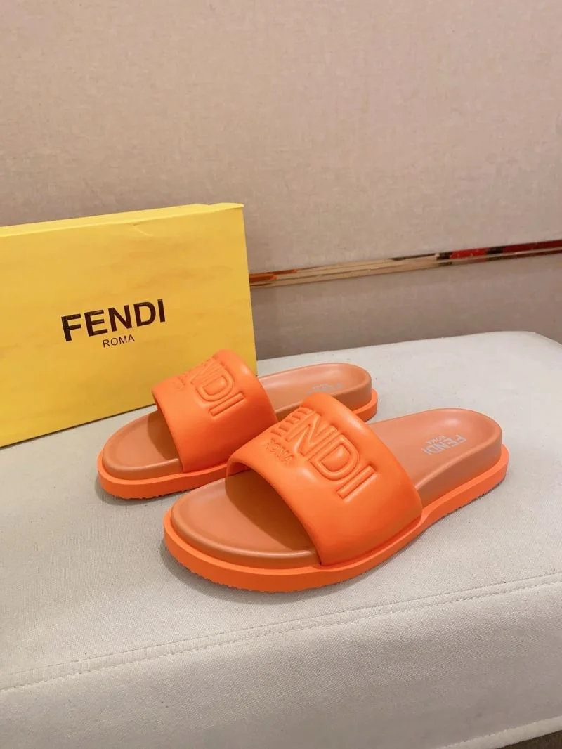 Modern Fendi Slippers 23563