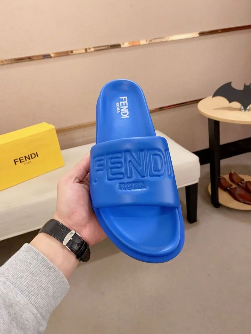Fendi Slippers Fashionable 23562